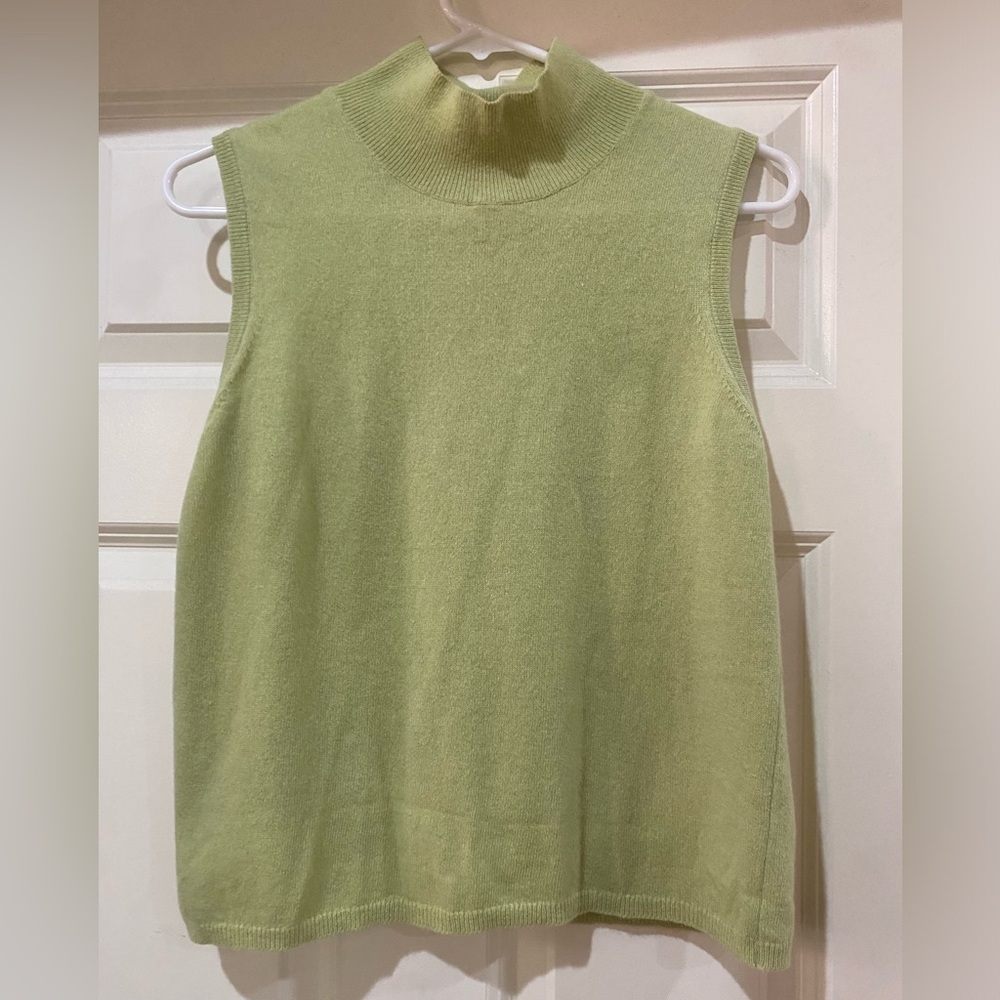 Vintage 100% Cashmere Hardenglen Sleeveless Sweater made in Scotland
